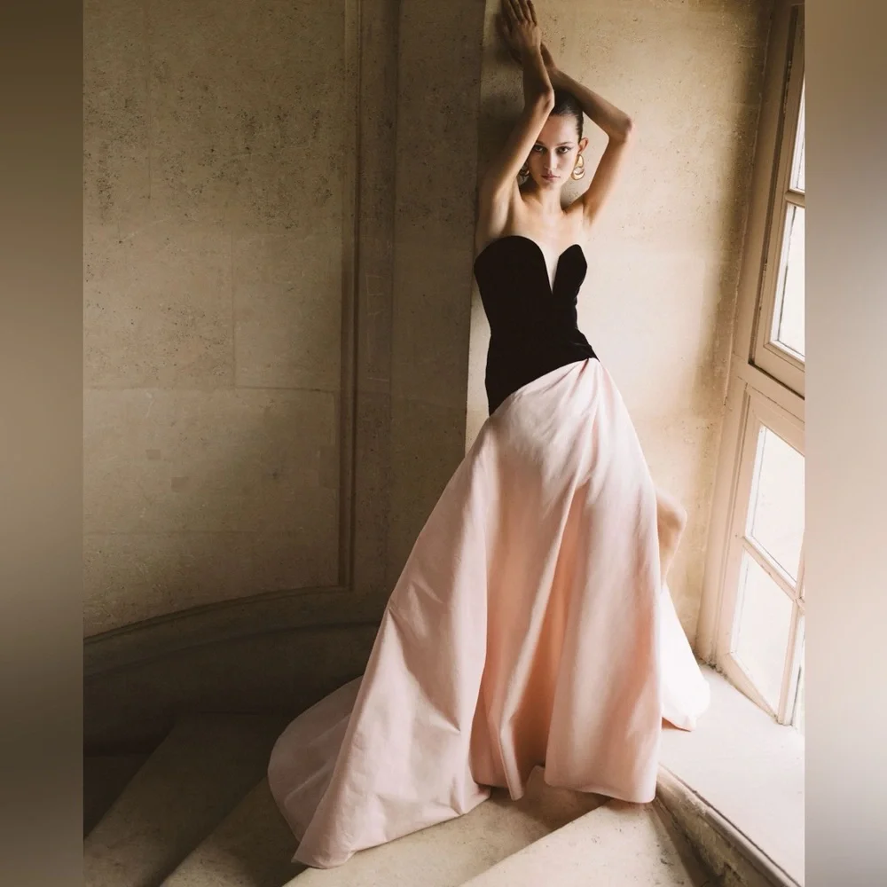 Monique Lhuillier taffeta Elegant Black and light pink Strapless Gown - Picture 2 of 5